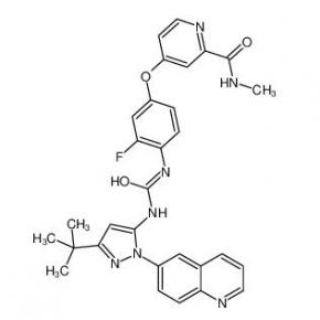 4-[4-[(5-tert-butyl-2-quinolin-6-ylpyrazol-3-yl)carbamoylamino]-3-fluorophenoxy]-N-methylpyridine-2-carboxamide  1020172-07-9